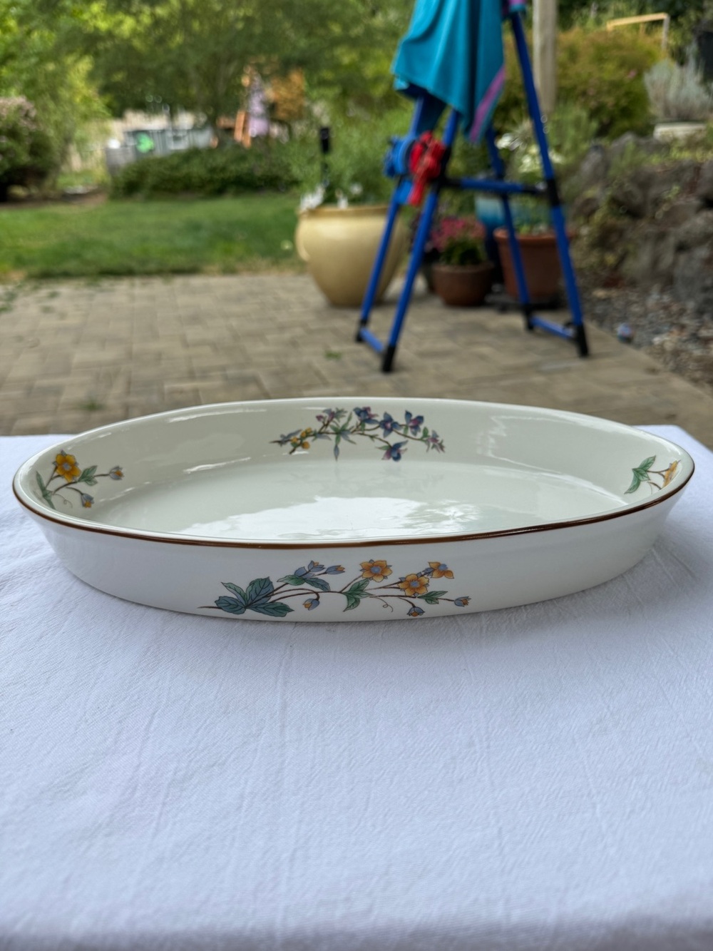 Vintage Woodhill Stoneware Floral 13" Casserole Dish